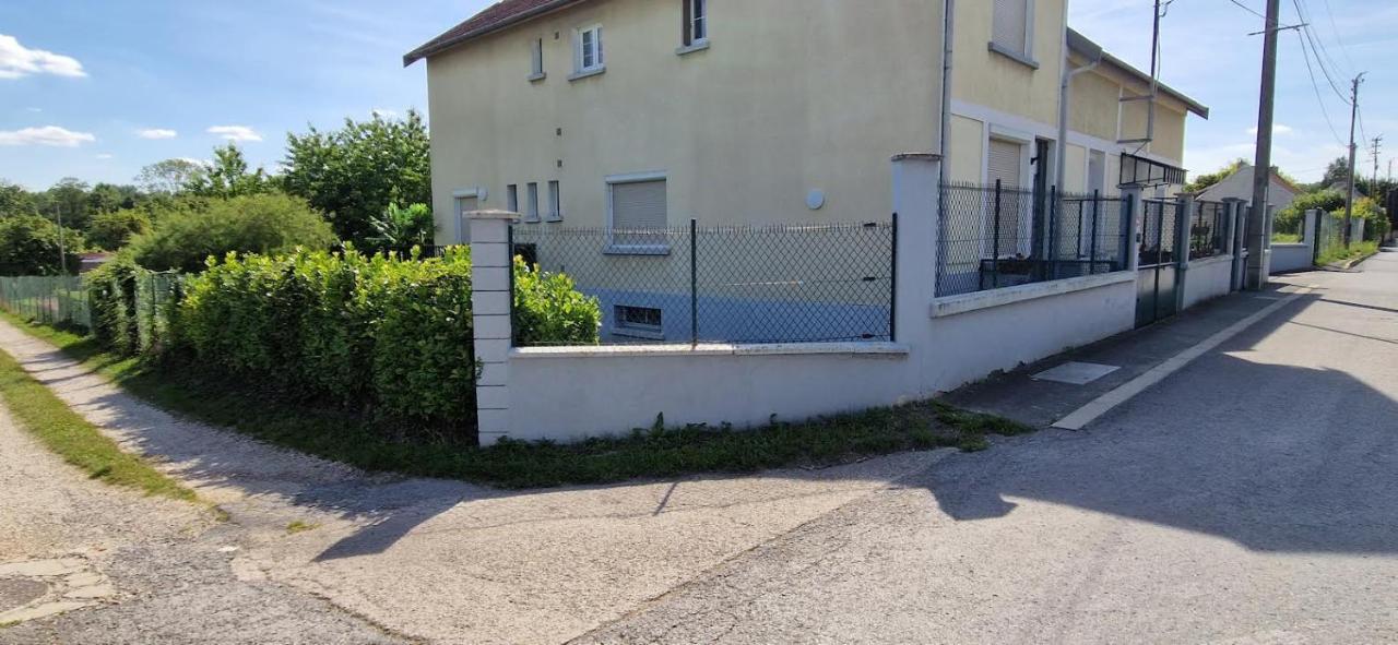 L'Entre Deux Eaux 'Maison' Balcon 'Et Jardin Reims Exterior foto