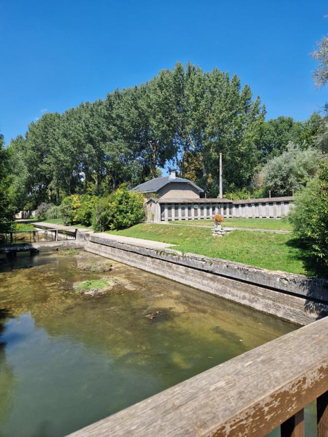 L'Entre Deux Eaux 'Maison' Balcon 'Et Jardin Reims Exterior foto